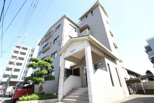 シャンペトル【3階】の外観