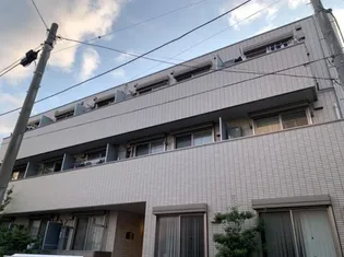 ロイヤルガーデン・タカギ【1階】の外観