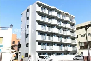 AYマンション【1階】の外観