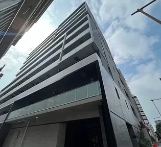 東京都新宿区市谷台町【マンション】の外観