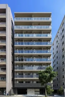 ガーラ・プレシャス神宮外苑【2階】の外観