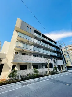 東京都新宿区富久町【マンション】の外観