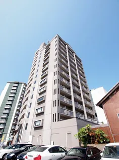 ウインズ三萩野【13階】の外観