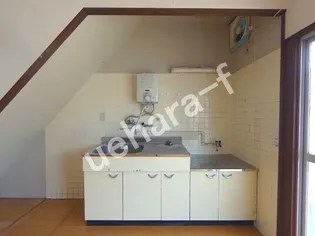 こだまアパートのキッチン