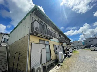 神奈川県藤沢市高倉【アパート】の外観