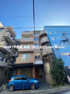 プランドール【1階】の外観