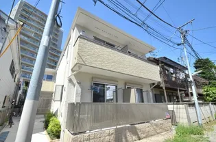 オアシス【2階】の外観