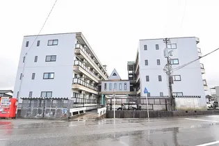 コーポラスセーフティ【3階】の外観