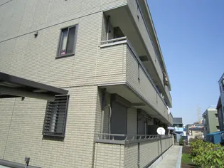 メゾン・アムール弐番館【3階】の外観