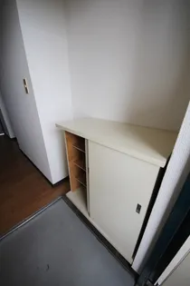 アルコレジデンス【1階】の玄関