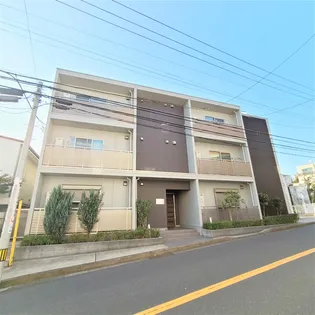 プランドール横浜【2階】の外観