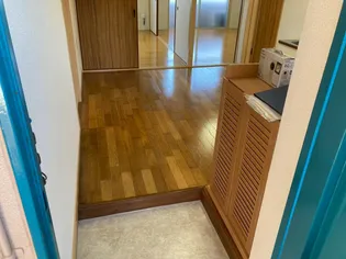 サンハイツ【2階】の玄関