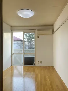 ハイツアールデコ【2階】の居間