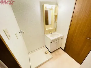 パストラルまきの木台C棟【1階】の内装