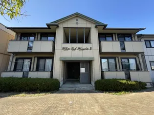 ホワイトオ-ク・ハイツ B【1階】の外観