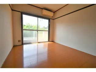 セントラルマンション 1号館【3階】の居間