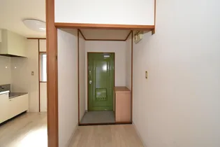 コーポラスアシカ【2階】の玄関