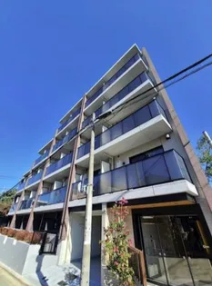 ディアレイシャス下高井戸【2階】の外観