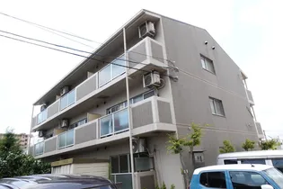 ローザンヌ【1階】の外観