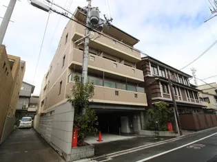 RAFFINE御所西の画像