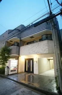 グランヴァン新宿柏木【1階】の外観