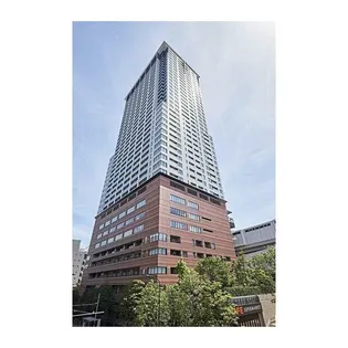 クロスエアタワー【33階】の外観