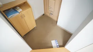 メゾン新町【4階】の玄関