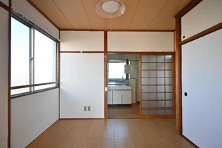 岩同マンション【2階】の内装