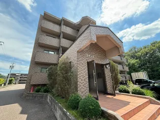 フォレストパーク【4階】の外観