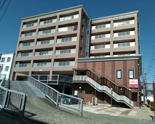 ラトナ東口ビル【3階】の外観