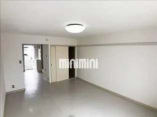 メゾン・ド・リブレ【2階】の居間