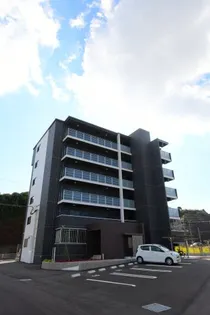 福岡県北九州市八幡西区西折尾町【マンション】の外観