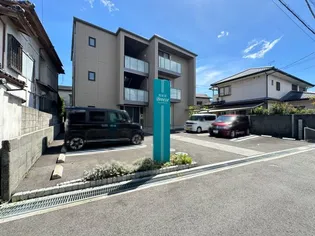 高知県高知市中万々【マンション】の外観