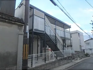 レオパレス鳥羽街道ファミリア【1階】の外観