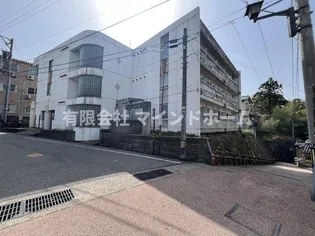 ヒルサイド46【3階】の外観