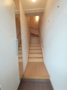 フルッテート M【2階】の玄関