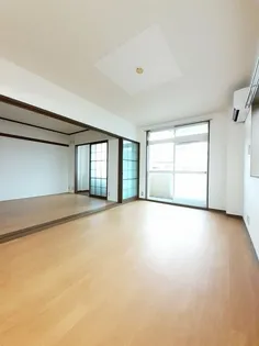 リヴィエール【2階】の居間