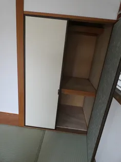 コートエスタ【2階】の内装