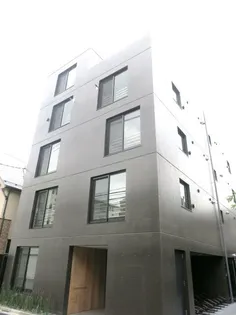 東京都新宿区西落合2【マンション】の外観