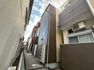 宮城県仙台市若林区三百人町【アパート】の外観