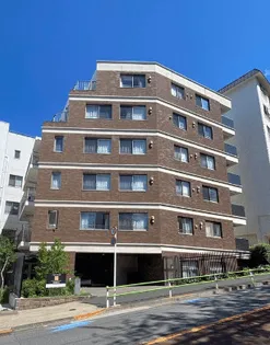 東京都港区赤坂6【マンション】の外観