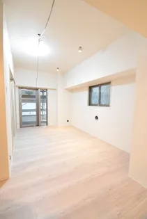 東京都新宿区西早稲田1【マンション】の外観