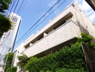 東京都渋谷区本町1【マンション】の外観