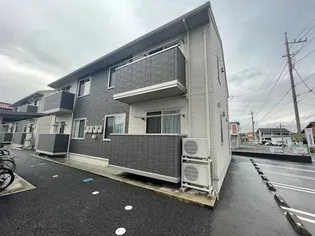 ワイ・ヴィクトワール【2階】の外観