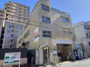 パークサイド関【3階】の外観