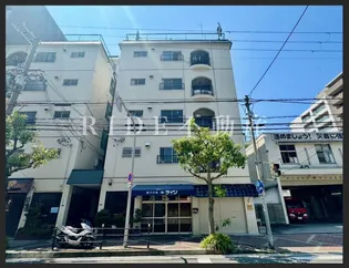 シャトー泉水【2階】の外観