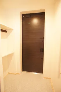 Navire Noirの玄関