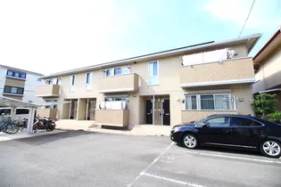 ウィズ山城 C棟【1階】の外観