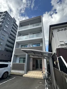 エルメゾン原町【4階】の外観