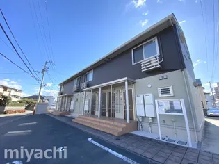 クレストコートの画像